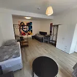 Monteurwohnungen Frankfurt Hanau Bad Vilbel Apartment *