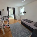 Monteurwohnungen Frankfurt Hanau Bad Vilbel Apartment *