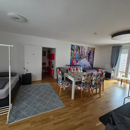 Monteurwohnungen Frankfurt Hanau Bad Vilbel Apartmán *