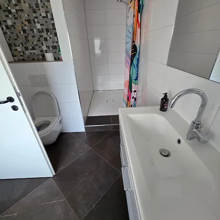 Apartmán Monteurwohnungen Frankfurt Hanau Bad Vilbel *
